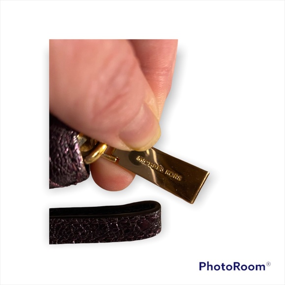 MICHAEL Michael Kors
Damson Jet Set Travel Quilted-leather 
Wrist Wallet - Picture 3 of 6